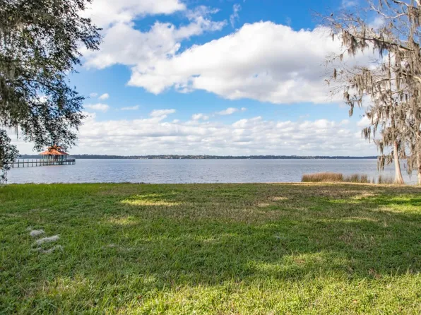Riverplace Ct, Jacksonville, FL 32223