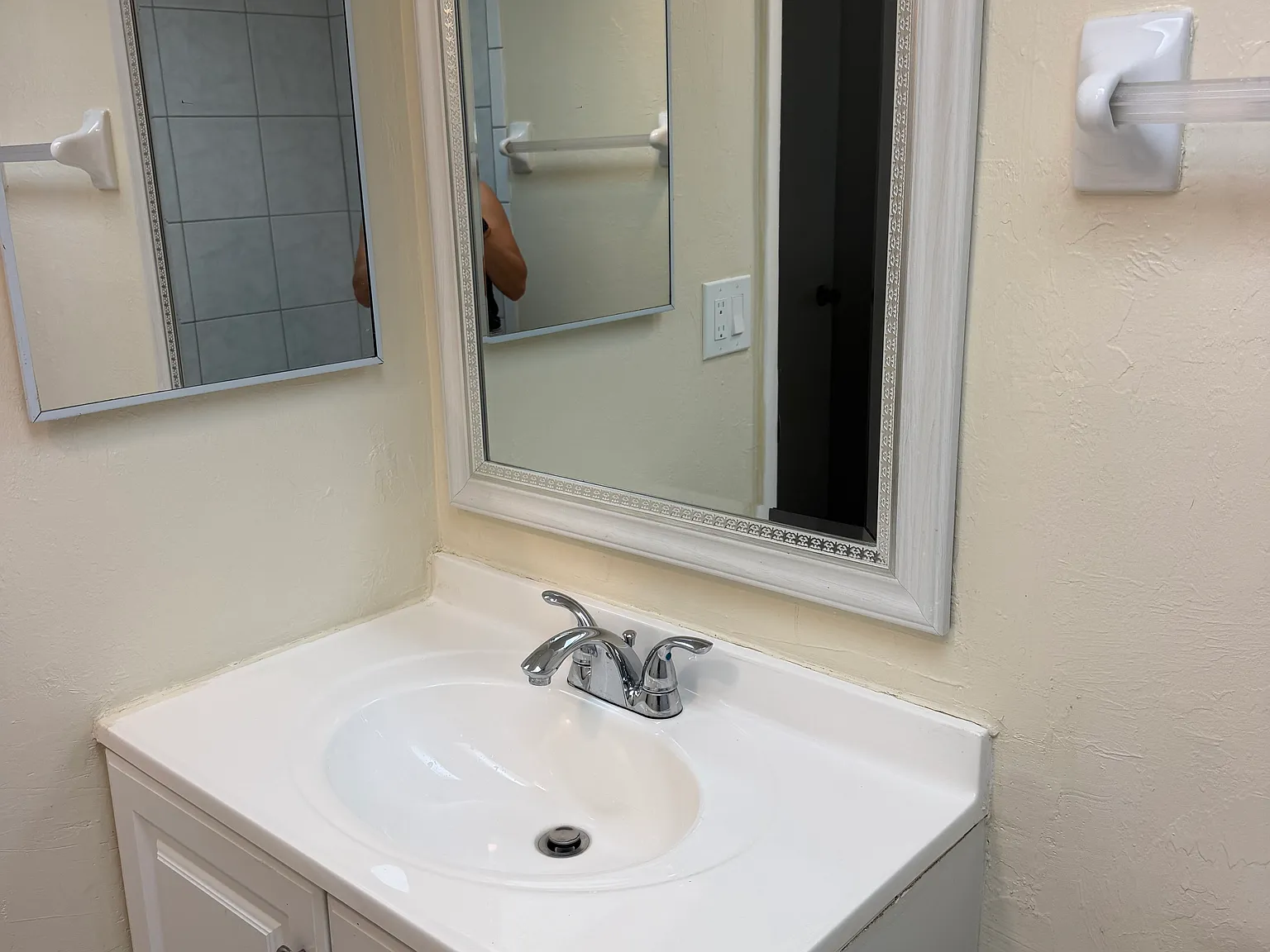 2 bed, $1,520 — Photo 3