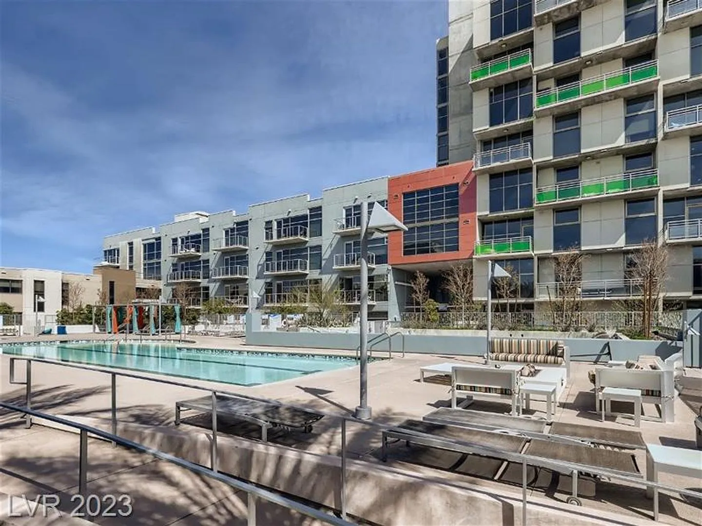Gorgeous 1 Bedroom Unit*Highrise*City And Strip Views*Upgraded*All Appliances* — Photo 4