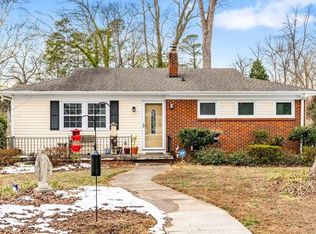 111 Forestdale Dr, Jamestown, NC 27282