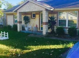 536 Greenleaf Ln, Mesquite, TX