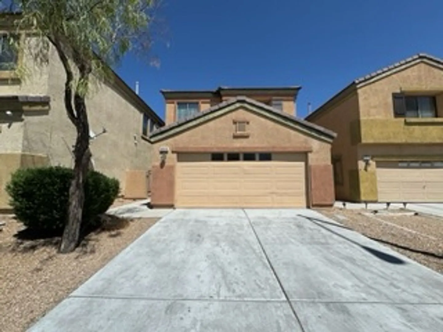 Charming 4 bedroom affordable in North Las Vegas — Photo 1