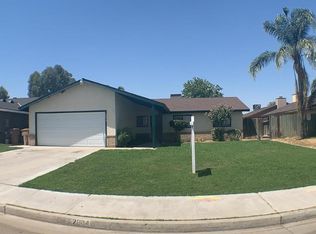 2004 Springfield Ave, Bakersfield, CA 93304