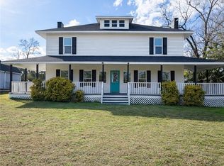 201 N College St, Red Springs, NC 28377