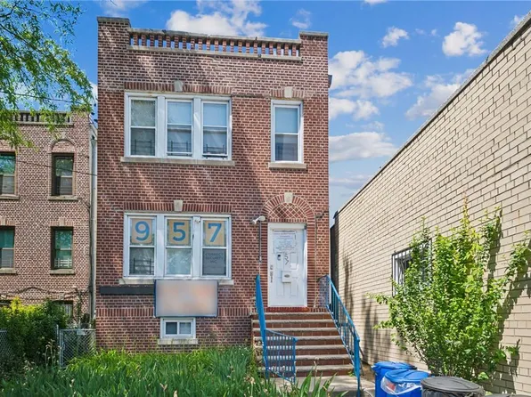 957 E 233rd Street, Bronx, NY 10466