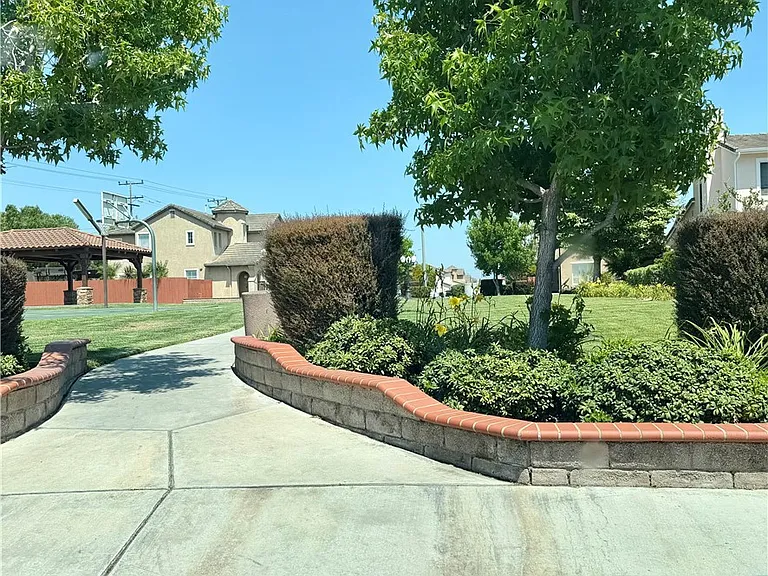 22839 Morro Dr — Photo 21