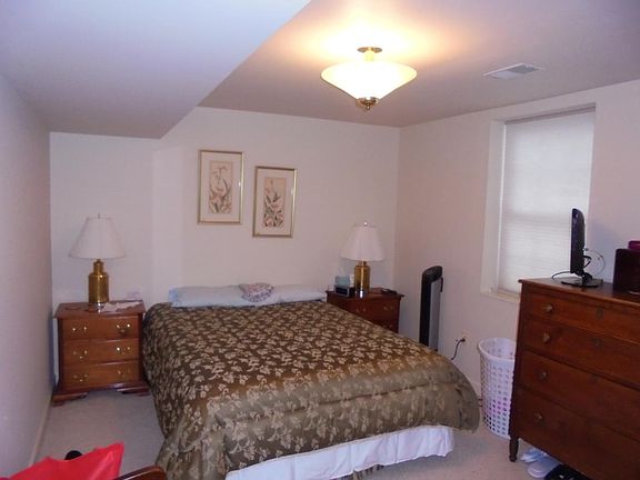 BR does not come furnished