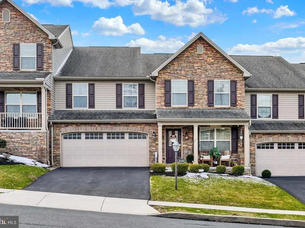 4301 N Victoria Way, Harrisburg, PA 17112