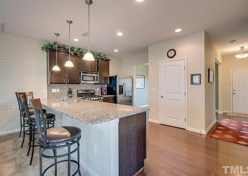 1st image of 1304 Cozart St Unit 315