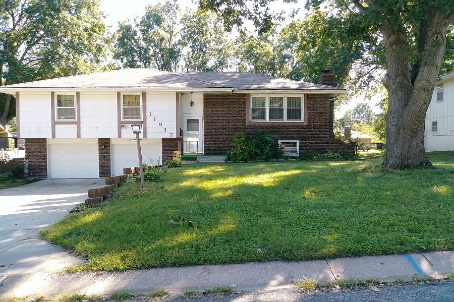 1st image of 11917 E 55th St