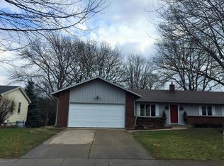 1766 Edgewood Ave SE, Grand Rapids, MI 49506