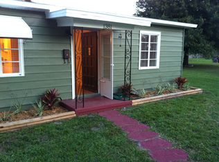 1381 Canterbury Rd N, Saint Petersburg, FL 33710