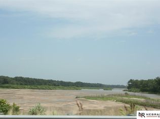 415 Louvre Cir, Yutan, NE 68073