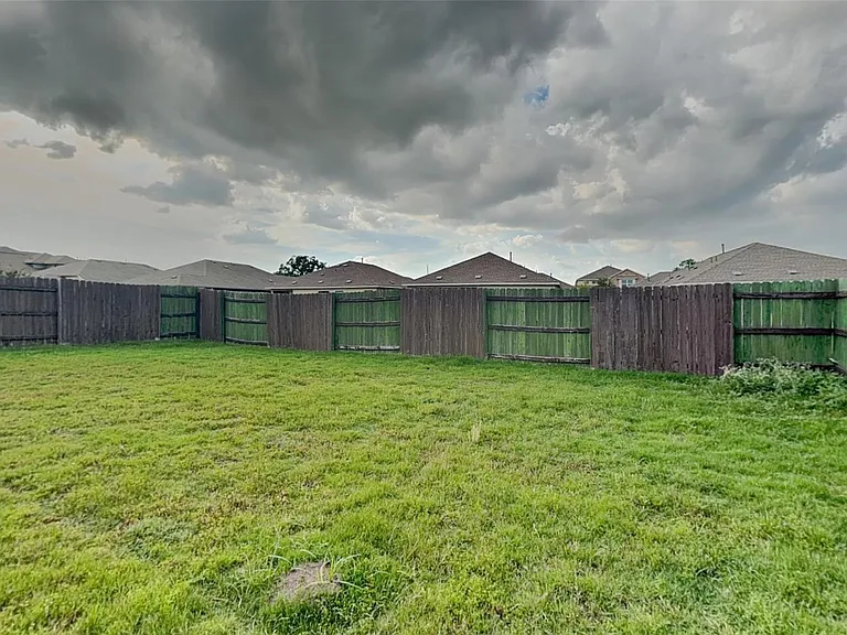 3356 Lauren Nicole Ln — Photo 19