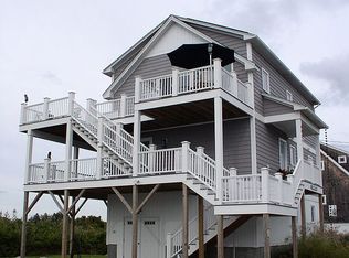 803 W Beach Rd, Charlestown, RI 02813