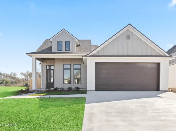 103 Fountain Meadow Dr, Broussard, LA 70518