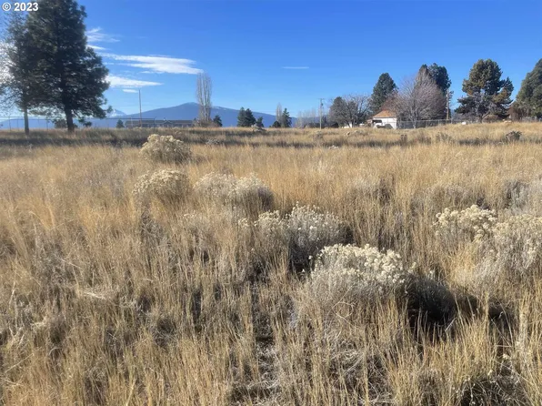 Cloutier Dr #47-48, Chiloquin, OR 97624