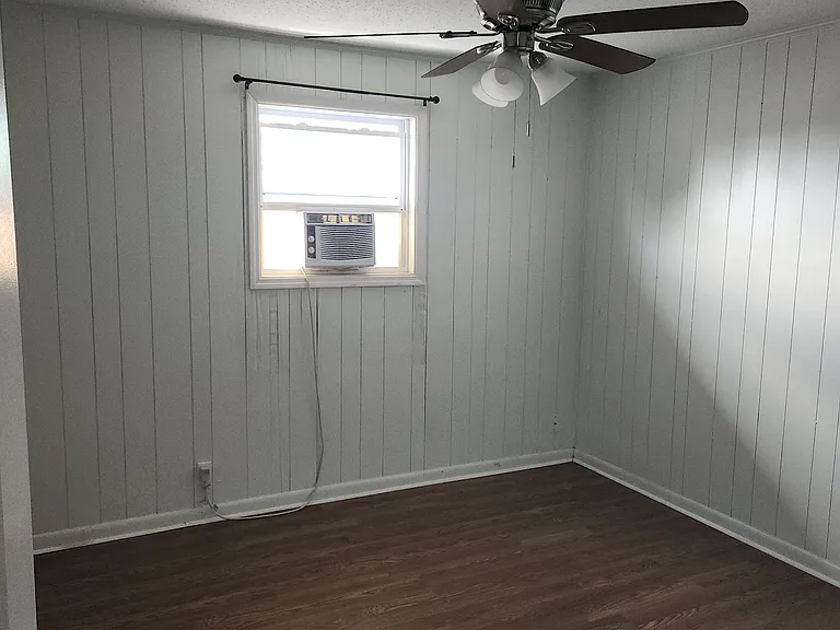 240 S Magnolia St #240 — Photo 4