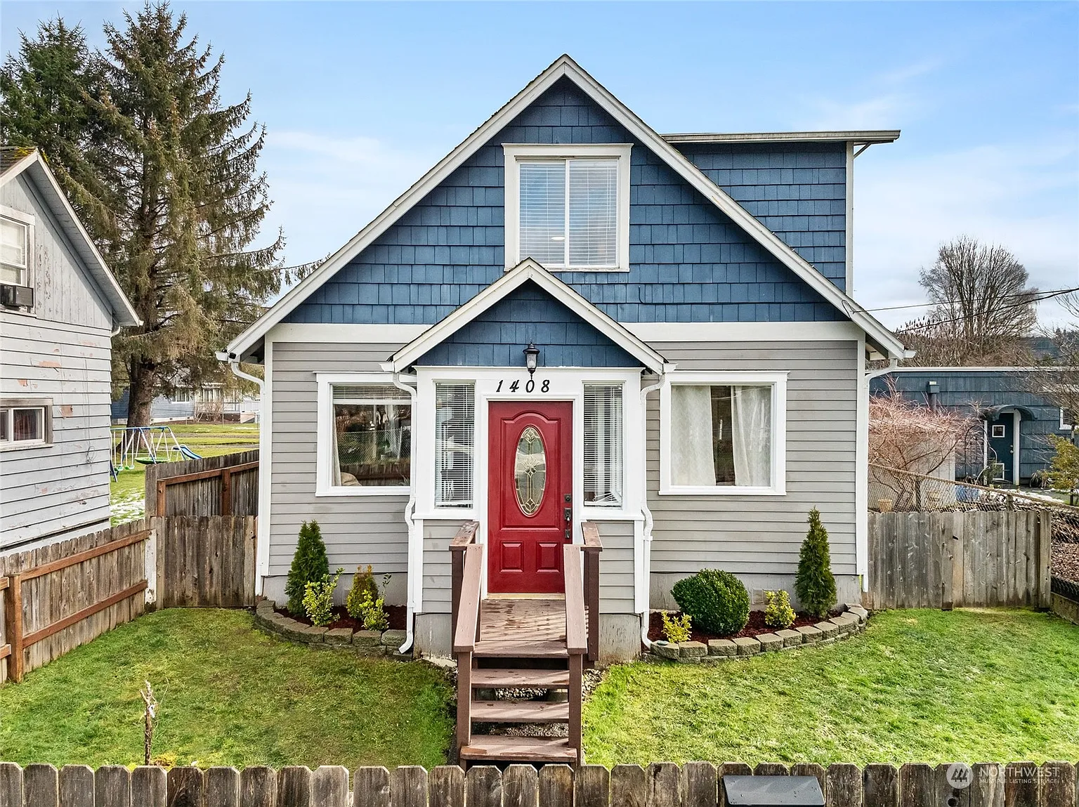 1408 Laurel Street photo 1