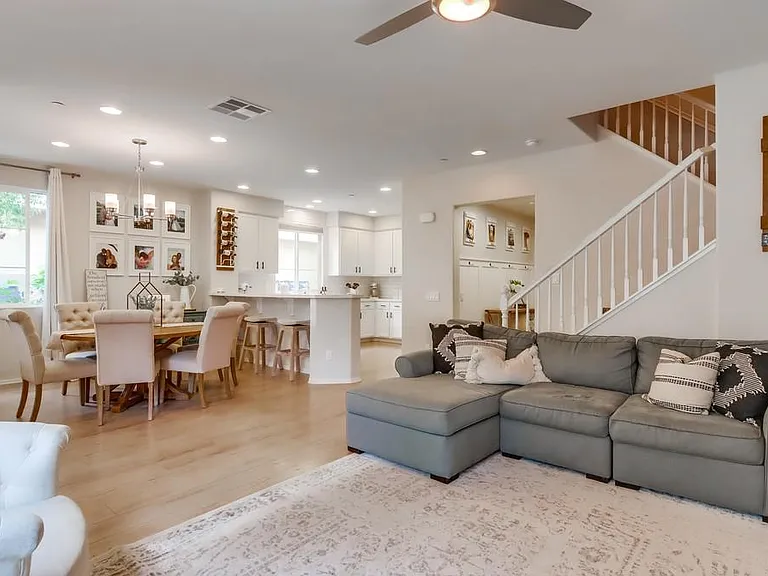 1423 Shearwater St #2 — Photo 4