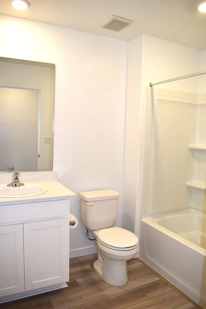 Resident Benefit Package Property — Photo 4
