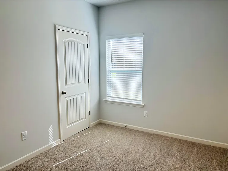 45 Kipling Dr — Photo 6