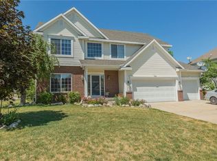 15445 Ridgemont Dr, Urbandale, IA 50323