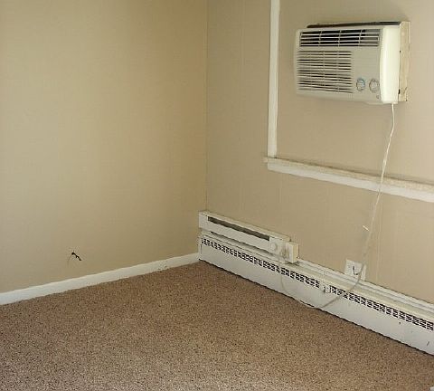 5th image of 1314 2nd Ave SE APT 1