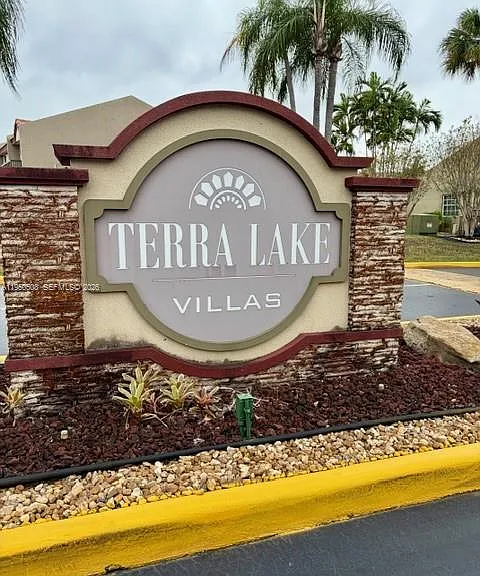 6100 SW 130th Ave — Photo 7