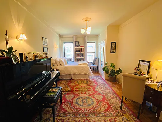 Rented by AJ Clarke | media 1