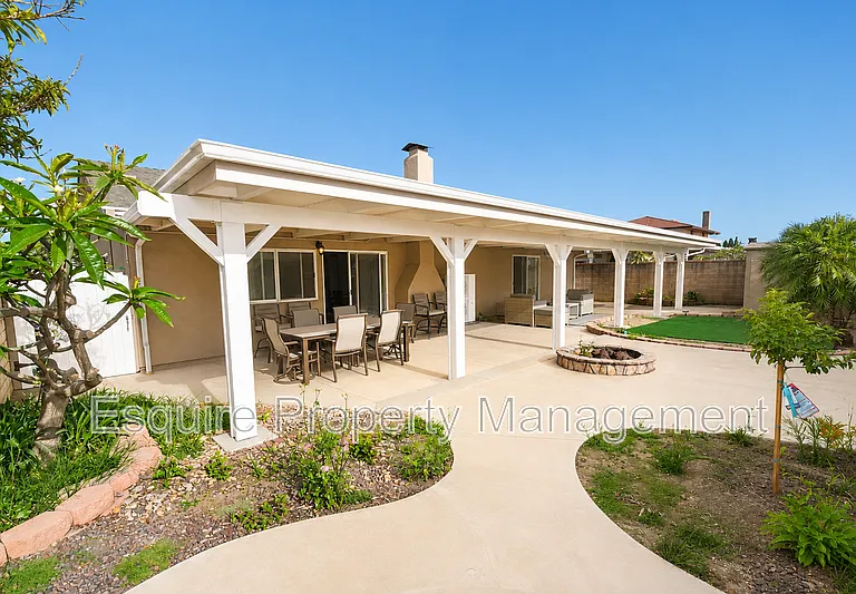 2065 Pamela St — Photo 22