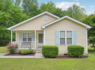 6904 Fox Haven Pl, Raleigh, NC 27616