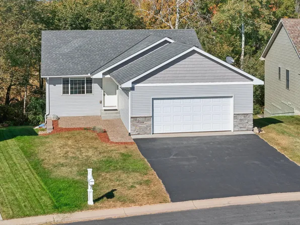 29384 Hidden Forest Blvd, Chisago City, MN 55013