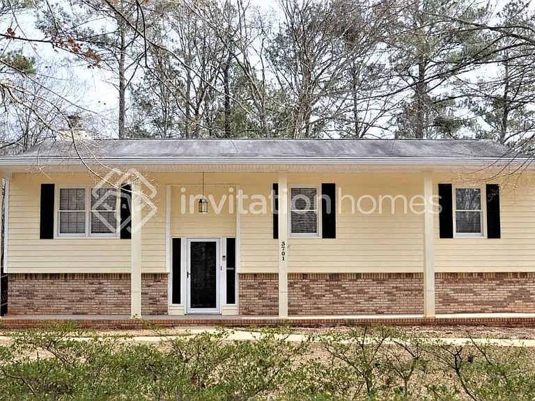 3701 Carolyn Farm Rd — Photo 1