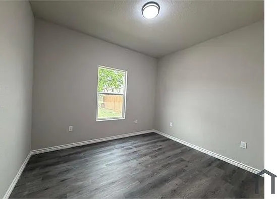 7610 Windsor Oaks — Photo 12