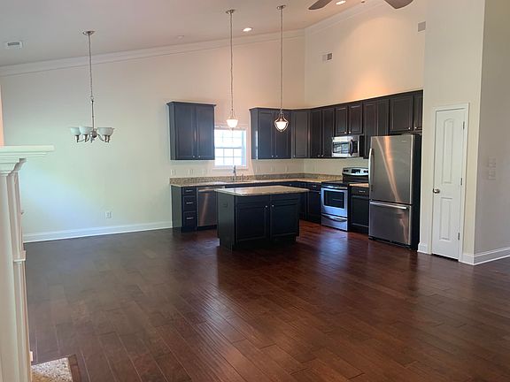 5th image of 4715 Pecanwood Way