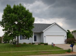 213 Weald Bridge Rd, Cottage Grove, WI 53527