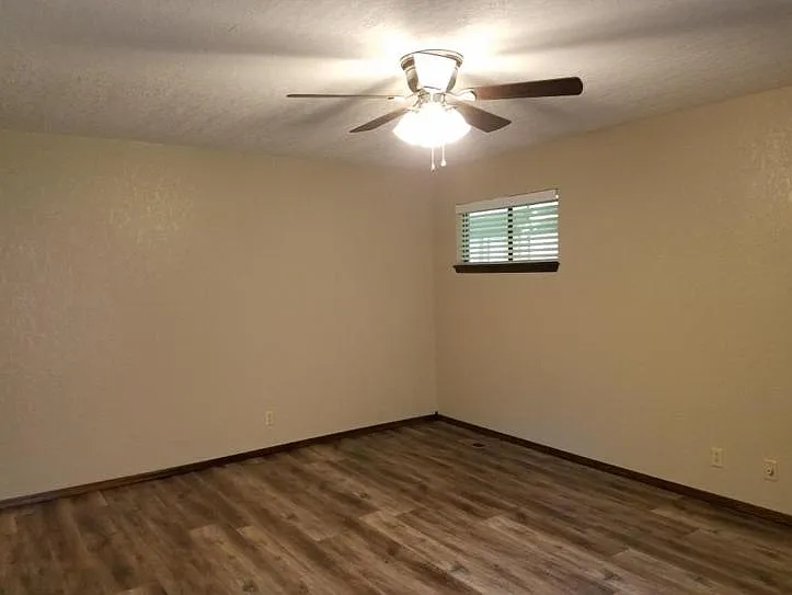 1414 Quail Creek Dr — Photo 49