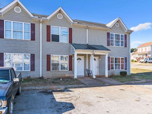 3rd image of 68 Buff St