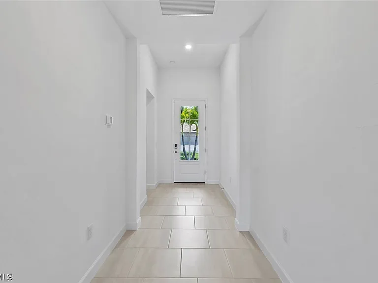 Ridgeline Dr — Photo 5