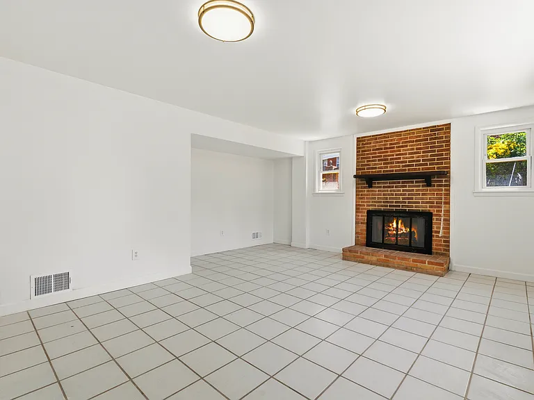 9220 Brian Dr — Photo 37