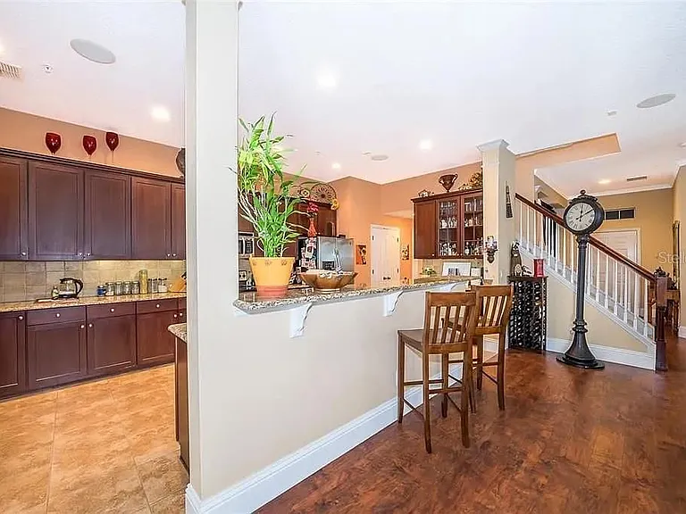 5310 Horton Ln — Photo 10