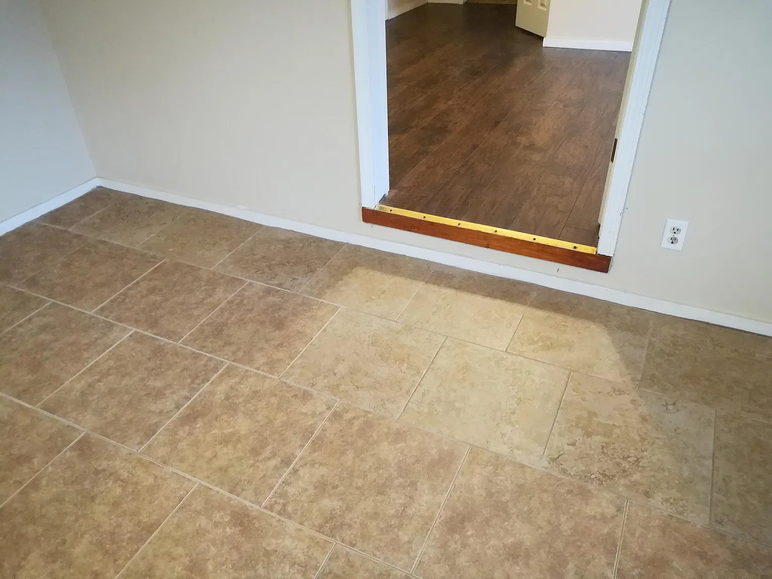 1 bed, 800 sqft, $695 — Photo 4