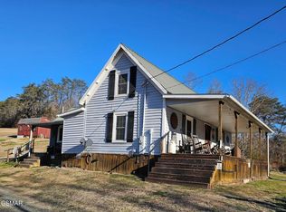 1332 Baysinger Rd, Newport, TN 37821
