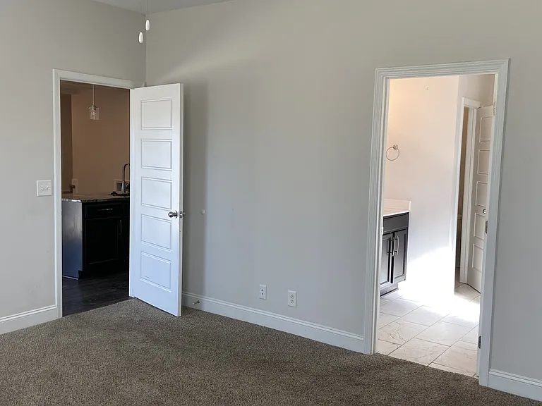 602 Alvin Rd — Photo 24