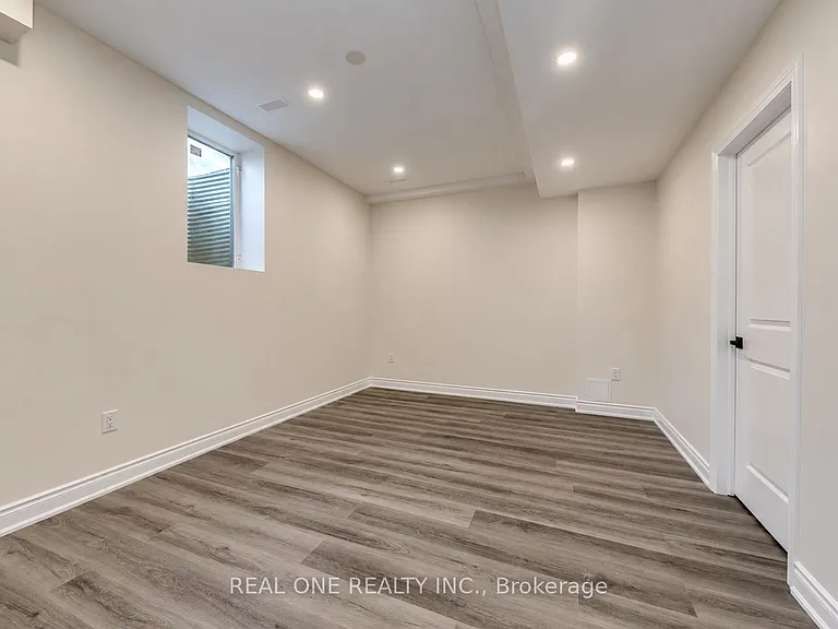 43 Viva Gdns #BASEMENT — Photo 16