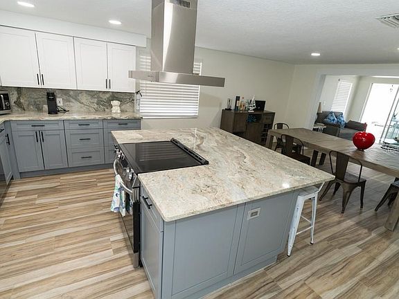 3rd image of 4927 BLUE HERON DRIVE