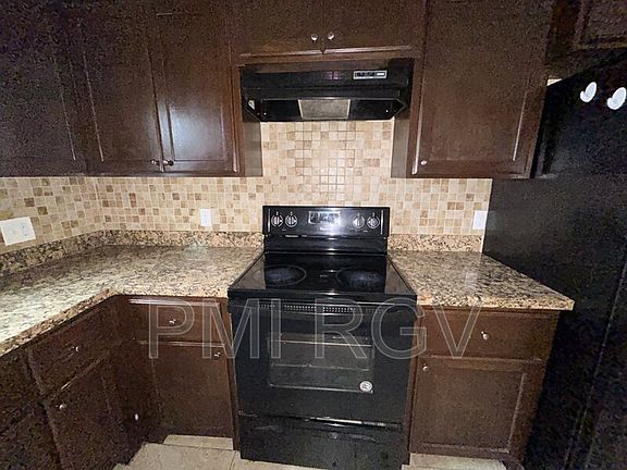 5th image of 2601 E Garfield Ave #1