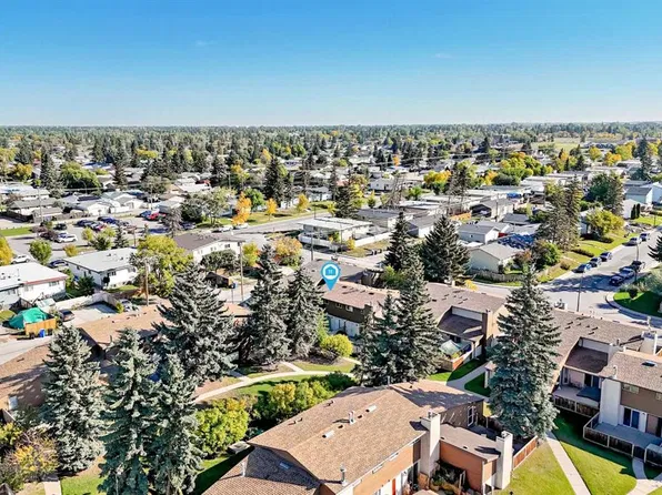 5404 W 10th Ave SE #316, Calgary, AB T2A 5G4