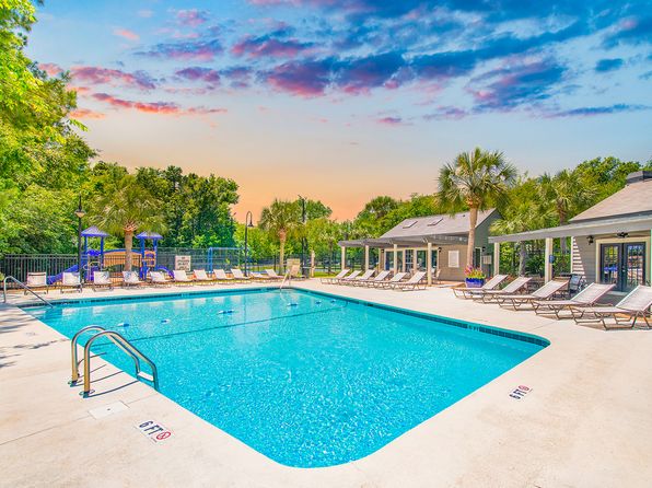 9989 Dorchester Rd #1010E